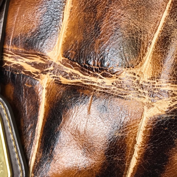 Dooney & Bourke Brown Leather Croc Embossed Tote Handbag Shoulder Purse - Picture 4 of 16